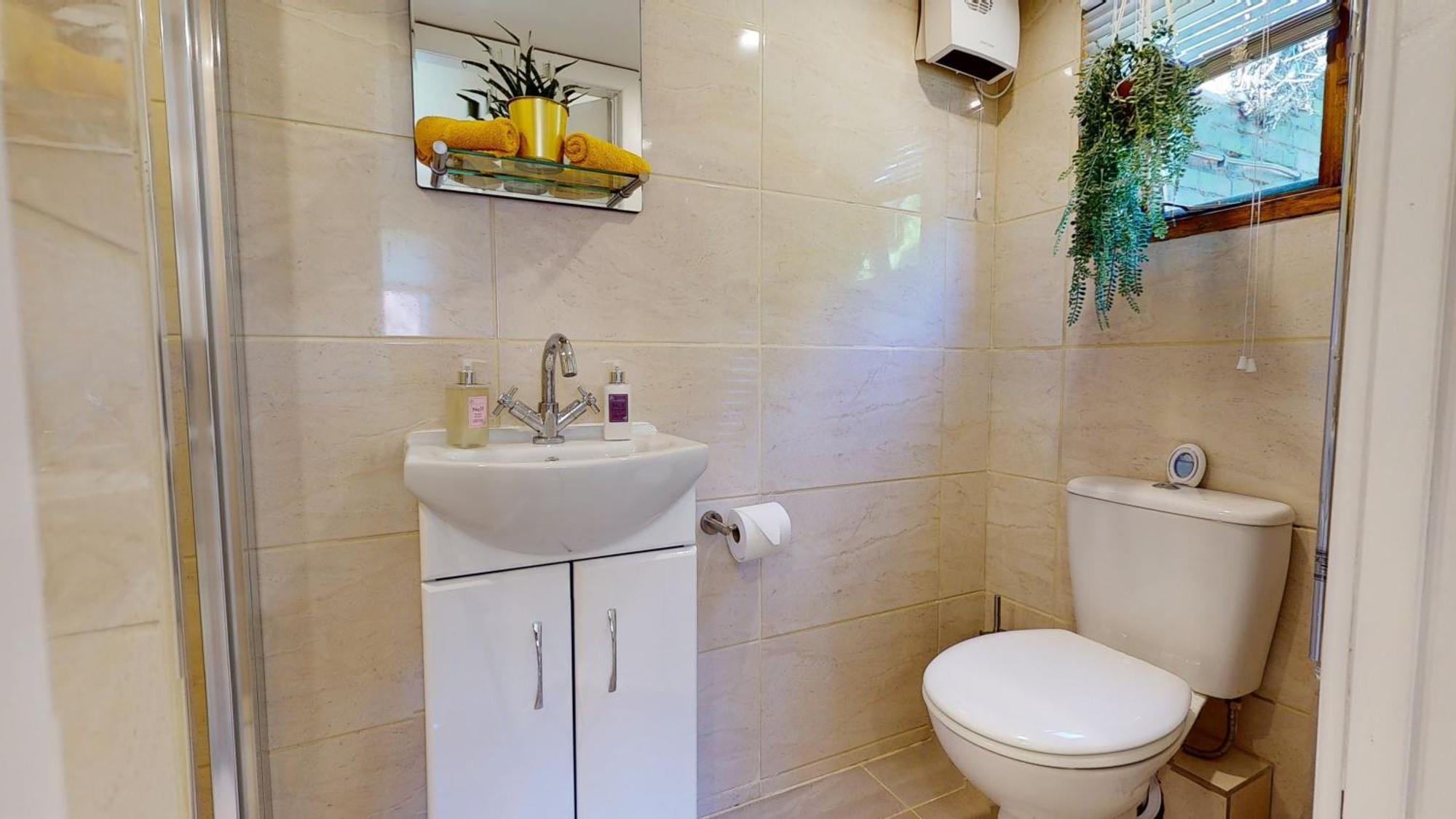 Cosy 1 Bed Garden Lodge Close To Nottingham City Centre - Free Parking & Wifi 外观 照片